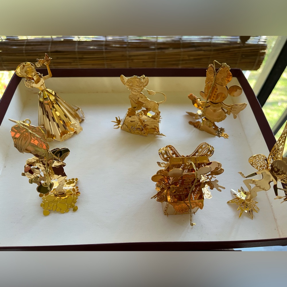 Vintage 1997 Danbury Mint Disney Christmas Gold Ornament Collection Set  of 12 - Picture 4 of 7